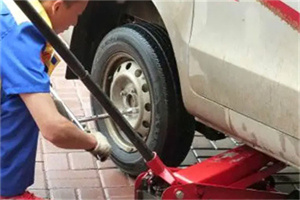 江汉附近拖车24小时服务热线电话